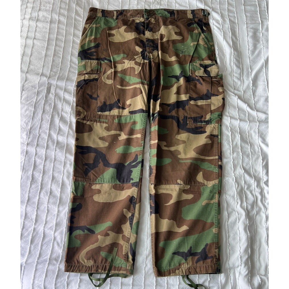 Vintage US Military Woodland Camo Combat Trousers Large nylon/cotton